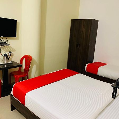 Western Silicon Hotel Kammasandra ภายนอก รูปภาพ
