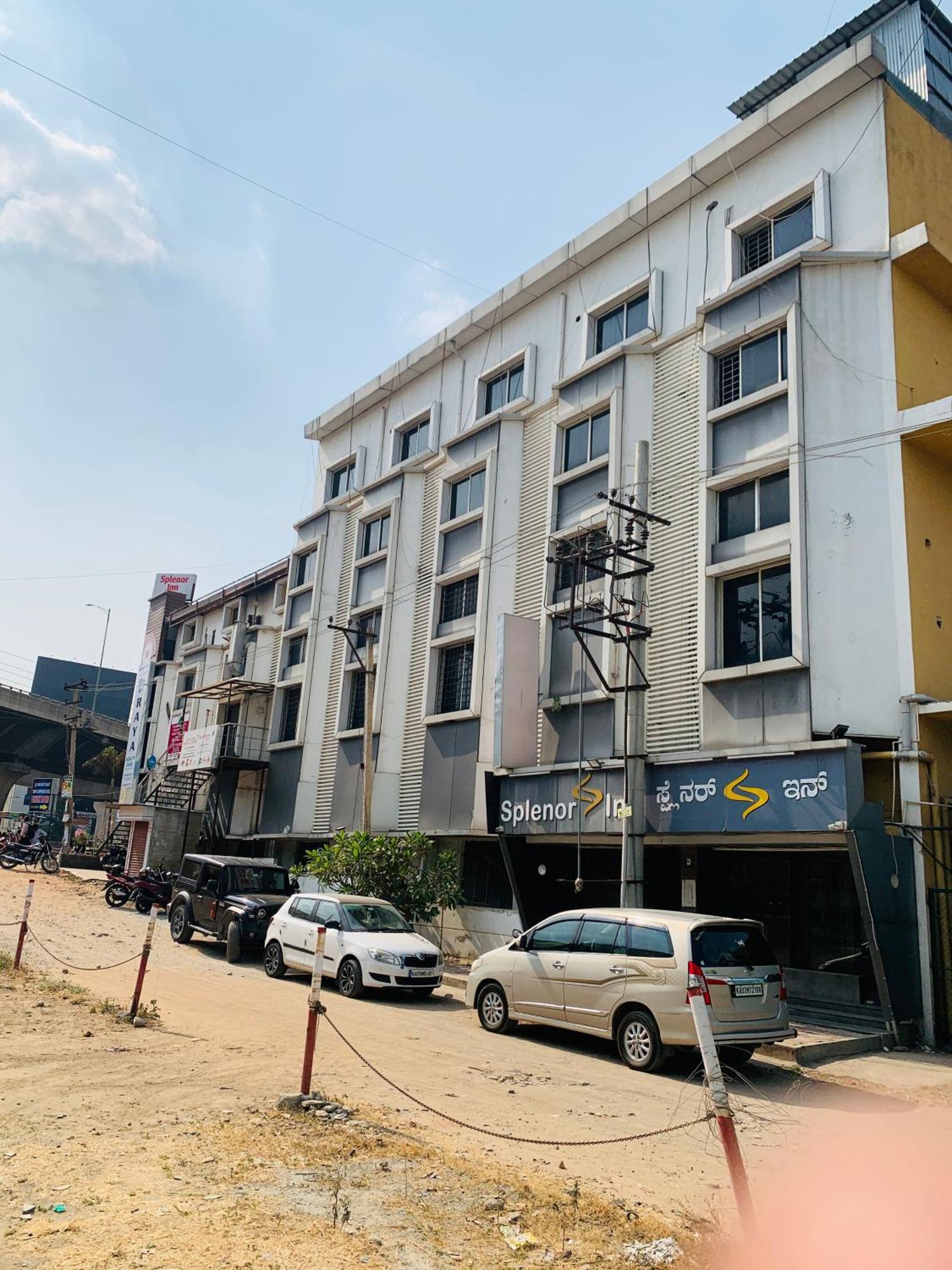 Western Silicon Hotel Kammasandra ภายนอก รูปภาพ