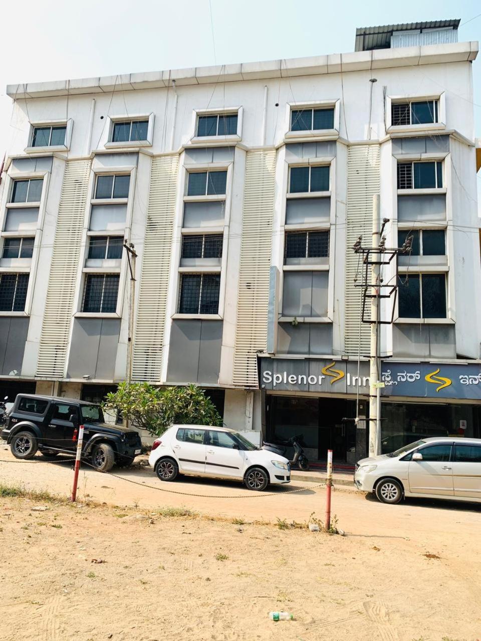 Western Silicon Hotel Kammasandra ภายนอก รูปภาพ