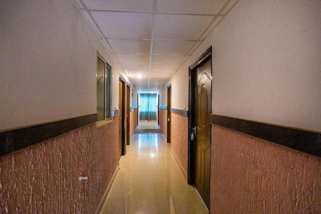 Western Silicon Hotel Kammasandra ภายนอก รูปภาพ