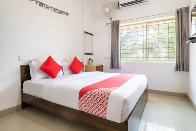 Western Silicon Hotel Kammasandra ภายนอก รูปภาพ