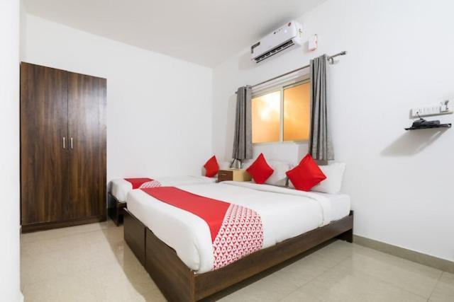Western Silicon Hotel Kammasandra ภายนอก รูปภาพ
